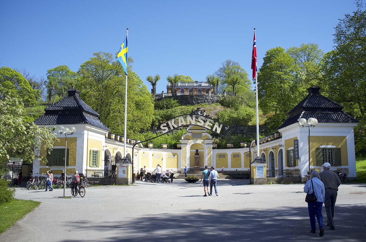 Norske Escortejenter Porno Gamle Damer Moden Eskorte Sex App